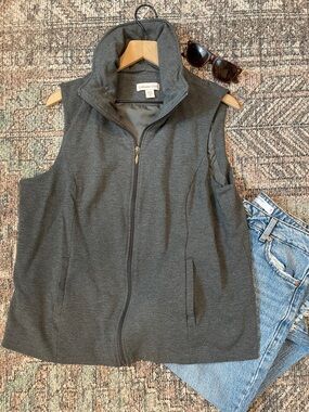 Coldwater Creek Gray Knit Vest 1X Sleeveless Zip Up Stretch Casual Layer